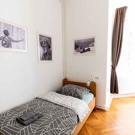 Galeria Rooms ليوبليانا المظهر الخارجي الصورة
