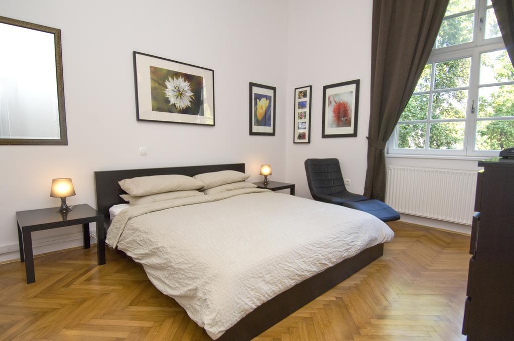Galeria Rooms ليوبليانا الغرفة الصورة