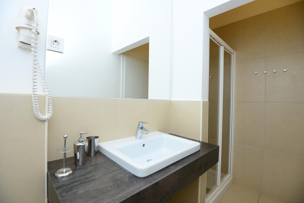 Galeria Rooms ليوبليانا الغرفة الصورة