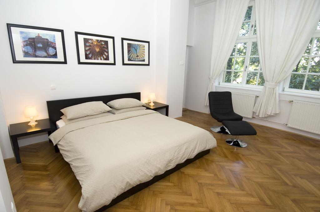 Galeria Rooms ليوبليانا المظهر الخارجي الصورة